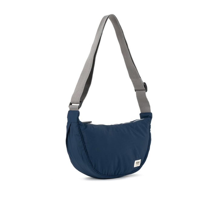 Farringdon Midnight Taslon