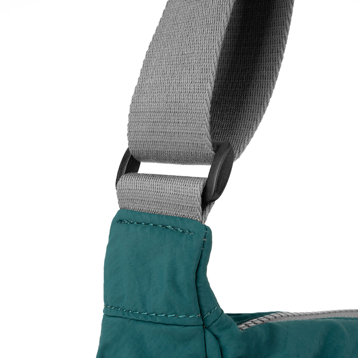 Farringdon Teal Taslon