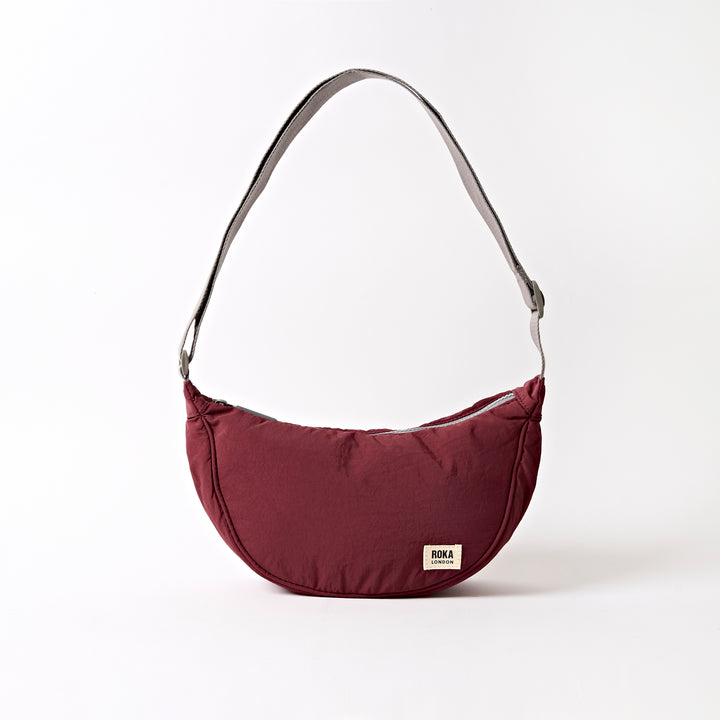 Farringdon Bordeaux Taslon