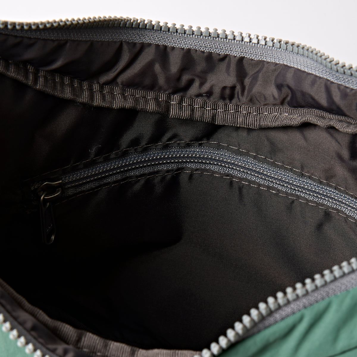 Belsize Handbag in Arctic
