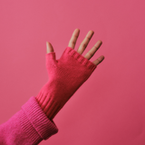 Metropolitan Cashmere Gloves in Coral