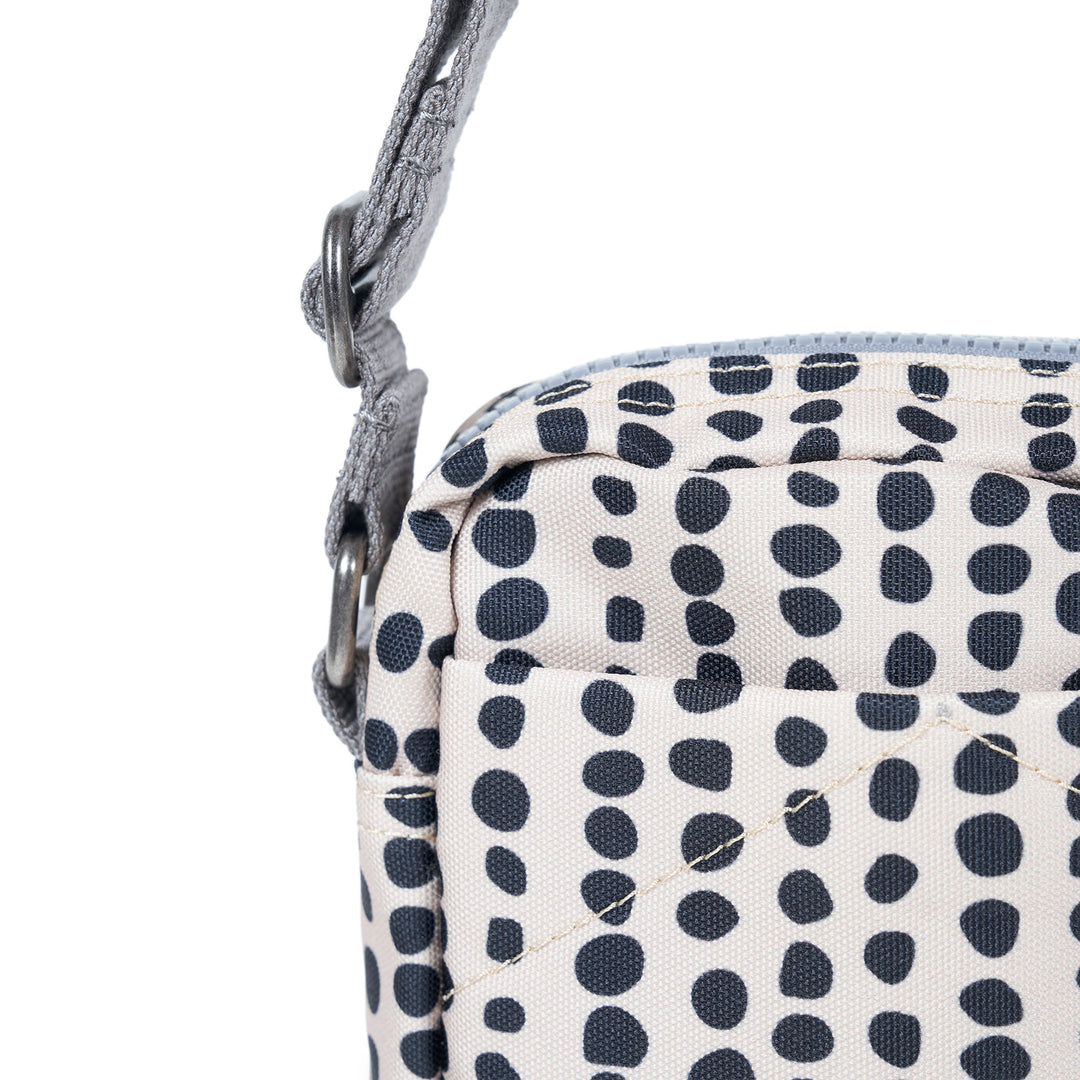 Bond Linear Dot Recycled Canvas