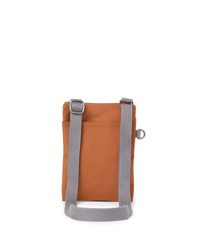 Chelsea Pocket Sling Bag in Bran