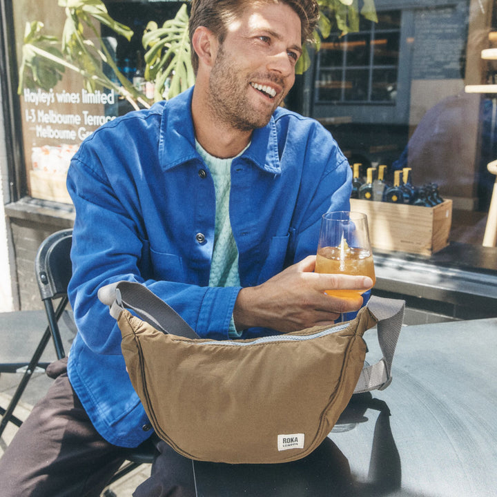Farringdon Half Moon Bag in Basil