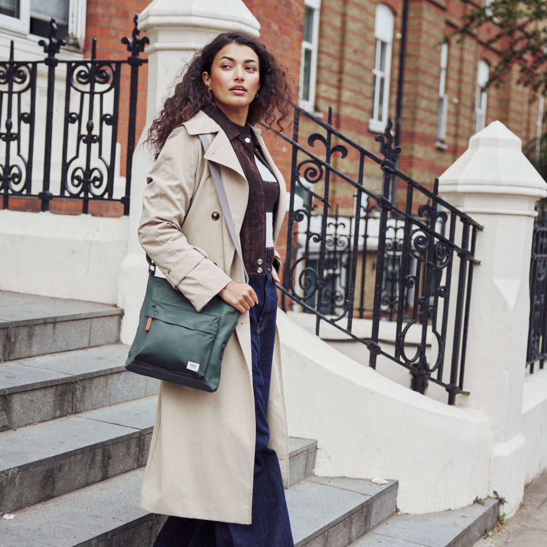 Kennington Crossbody Bag in Avocado