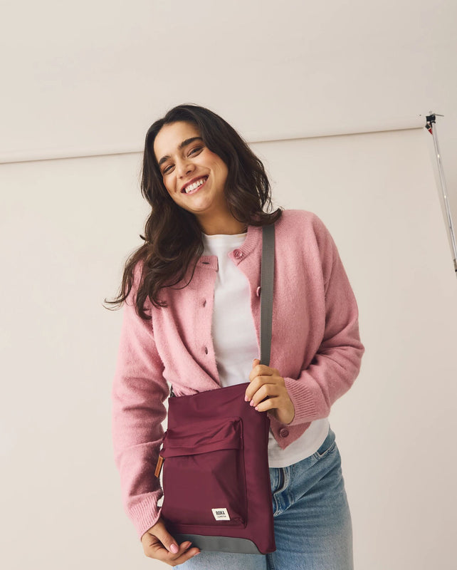 Kennington Crossbody Bag in Cranberry