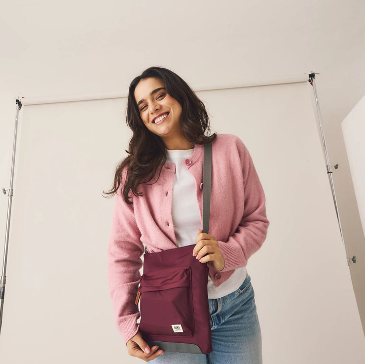 Kennington Crossbody Bag in Cranberry