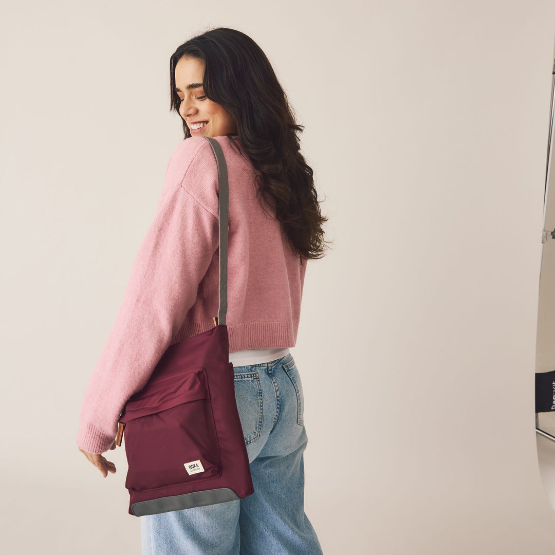 Kennington Crossbody Bag in Burnt Blue