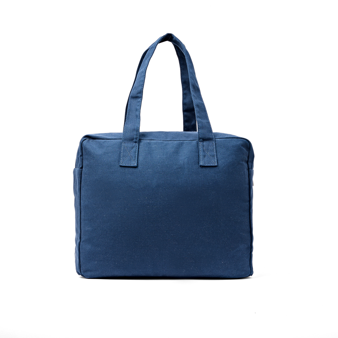 Sloane Shoulder Bag in Admiral