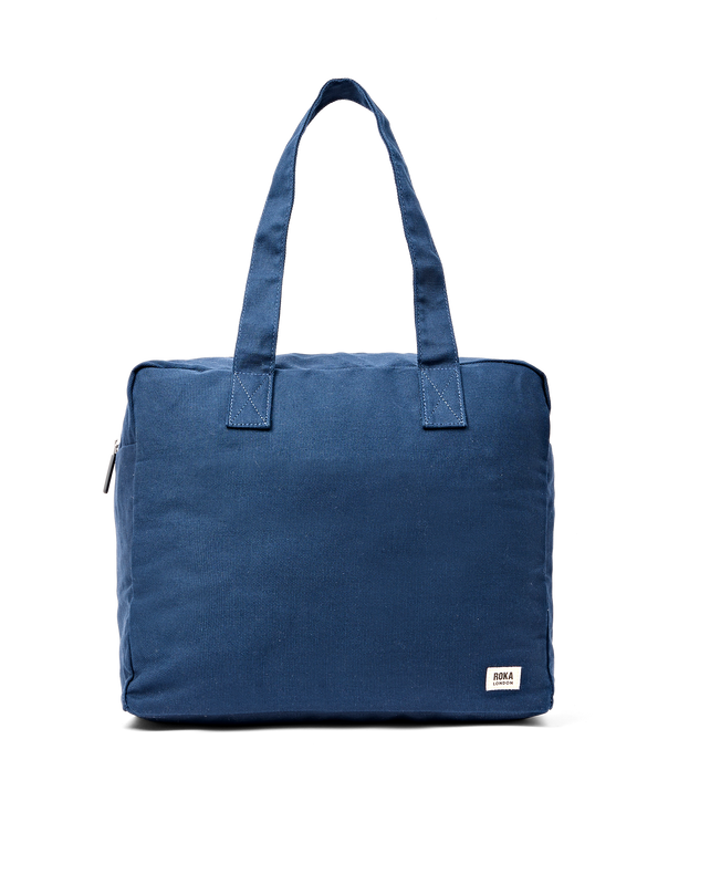 Sloane Shoulder Bag in Admiral