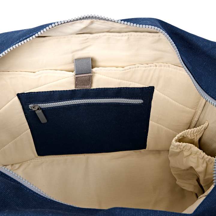 Sloane Shoulder Bag in Admiral