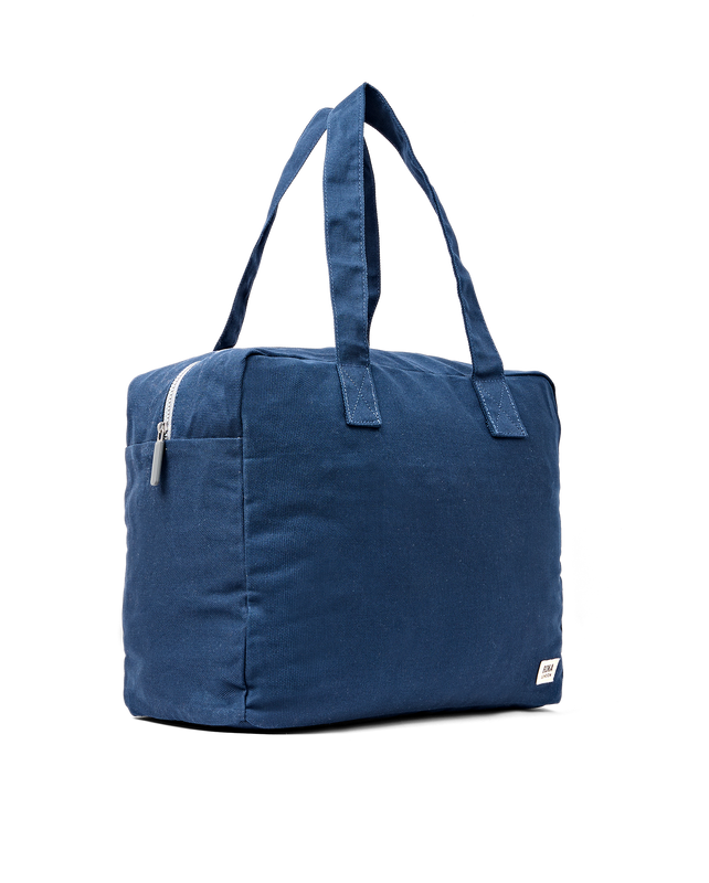 Sloane Shoulder Bag in Admiral