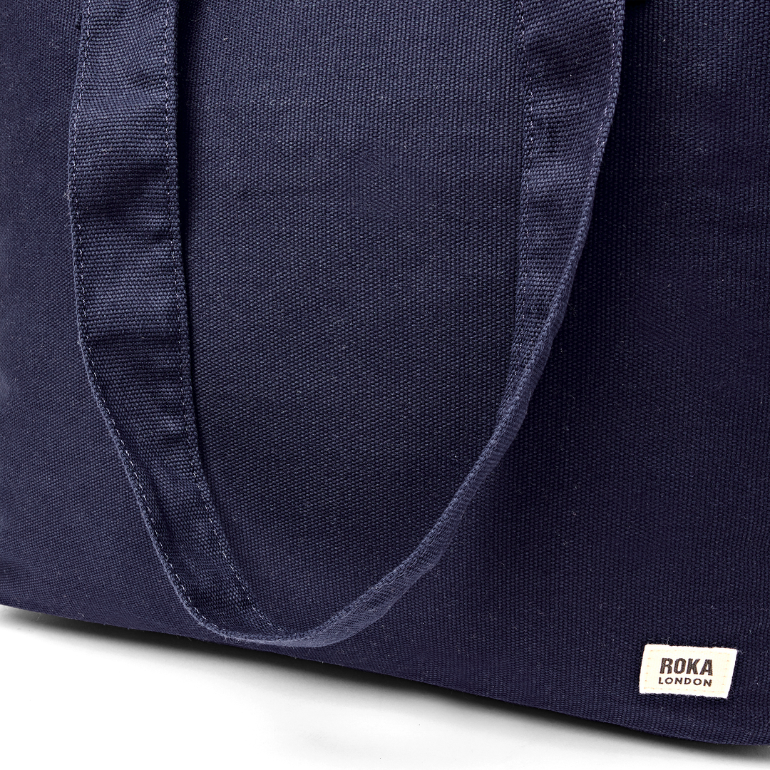 Sloane Shoulder Bag in Anthracite