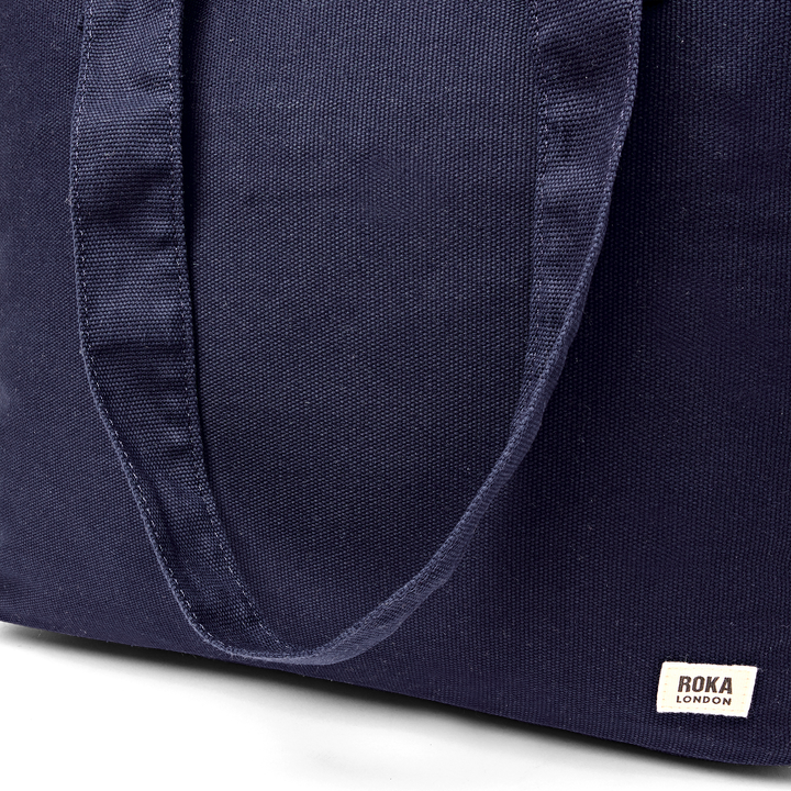 Sloane Shoulder Bag in Anthracite