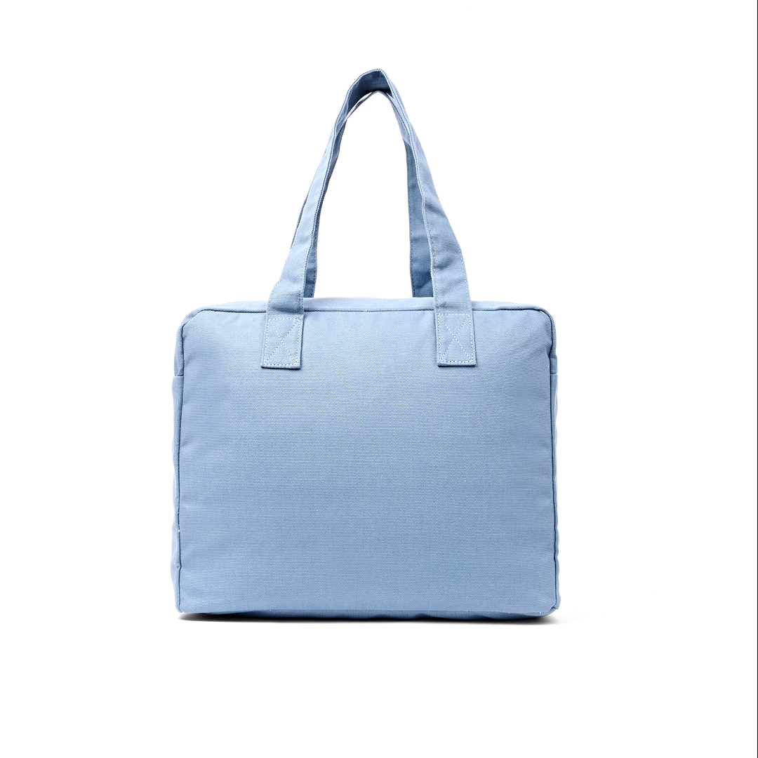 Sloane Shoulder Bag in Aviation