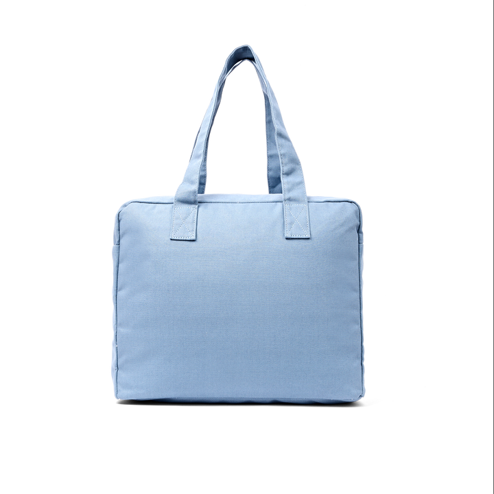 Sloane Shoulder Bag in Aviation