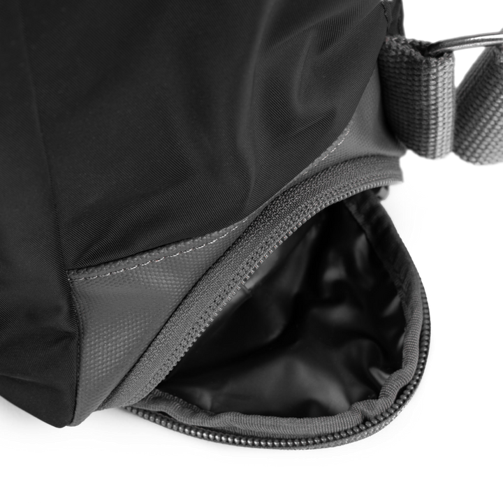 Bayswater Umbrella Backpack in Black