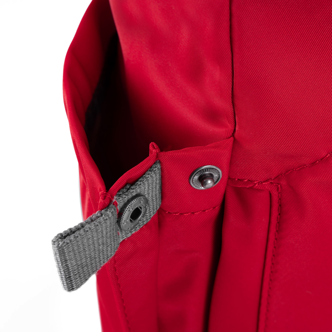 Bayswater Umbrella Backpack in Cranberry