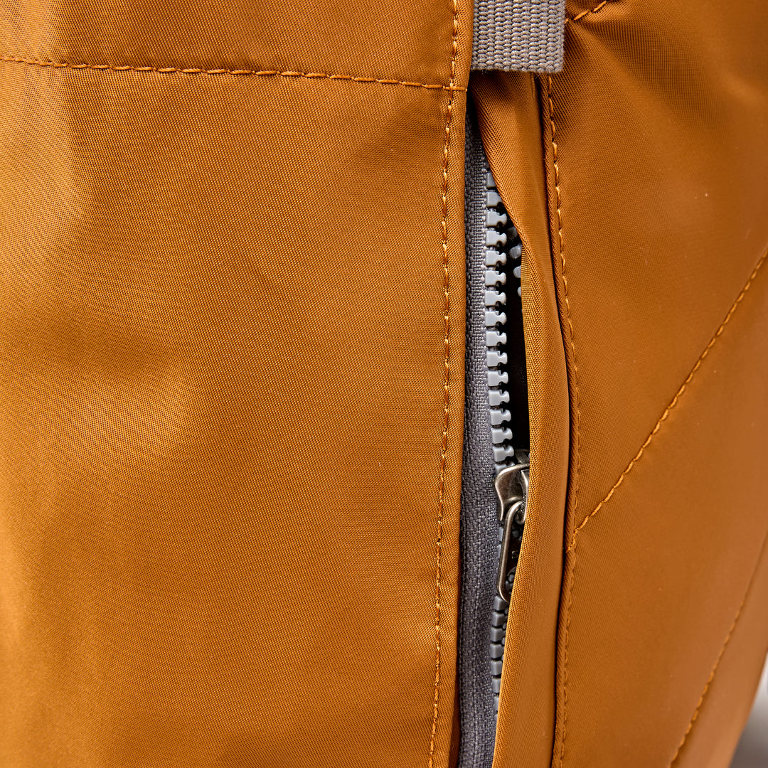 Bayswater Umbrella Backpack in Biscuit