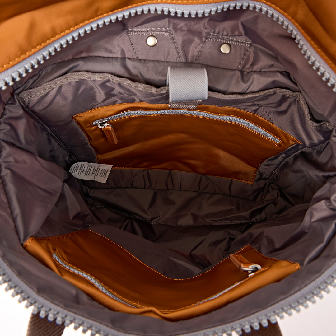 Bayswater Umbrella Backpack in Biscuit