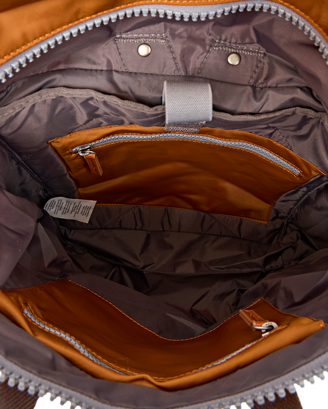 Bayswater Umbrella Backpack in Biscuit