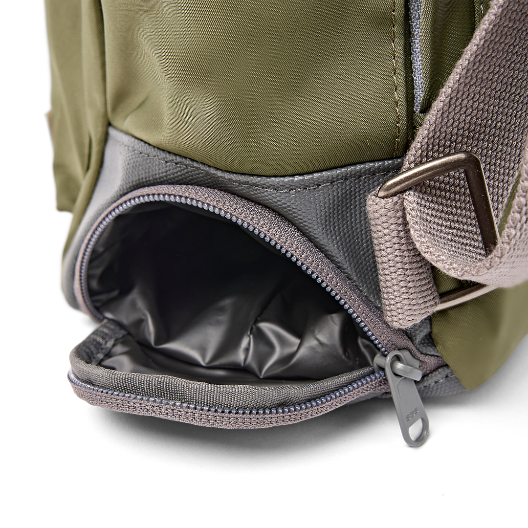 Bayswater Umbrella Backpack in Chive