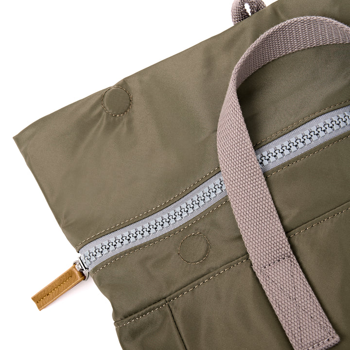 Bayswater Umbrella Backpack in Army