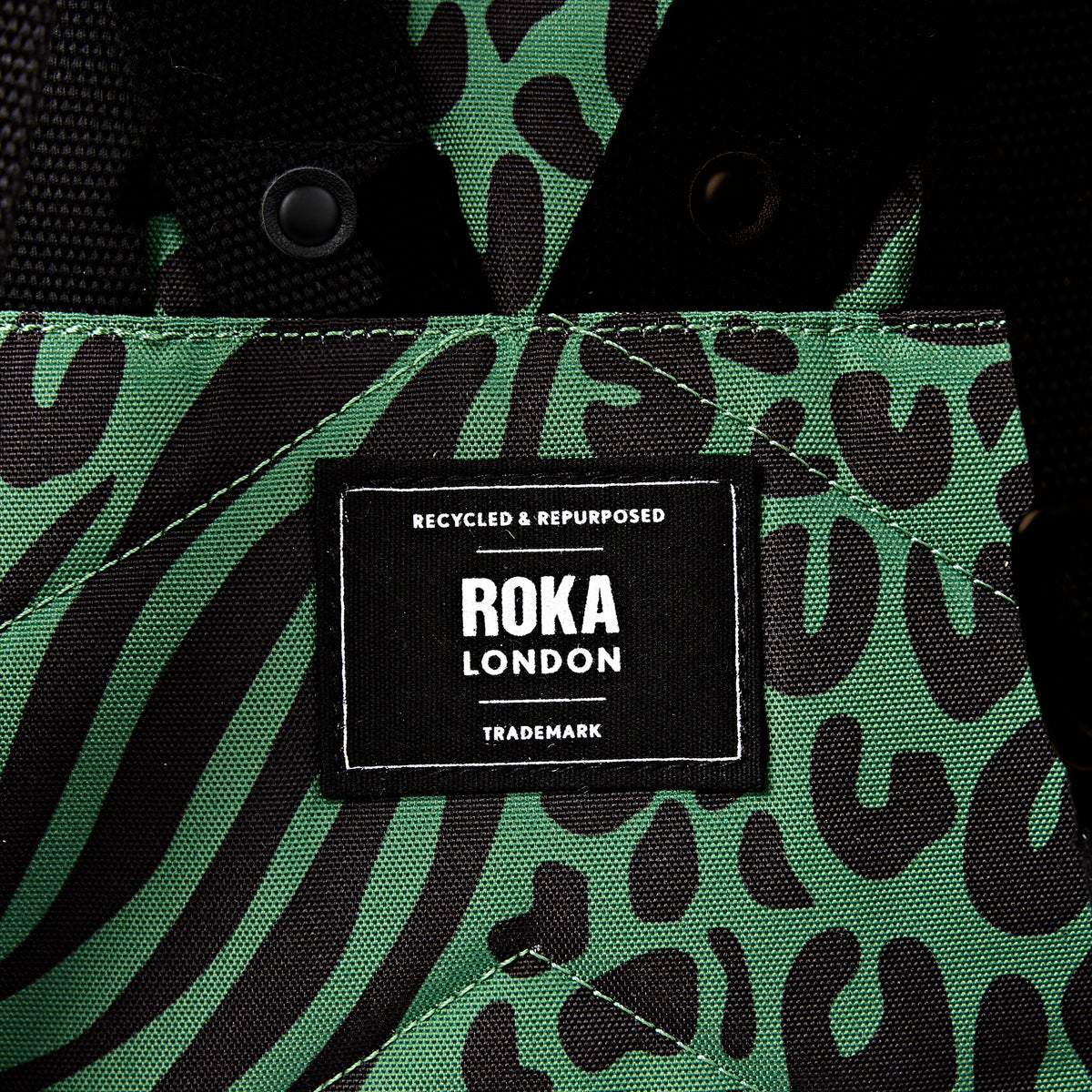 Bayswater Umbrella Backpack in Mixed Animal Artichoke