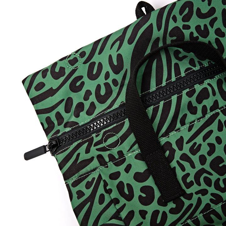 Bayswater Umbrella Backpack in Mixed Animal Artichoke