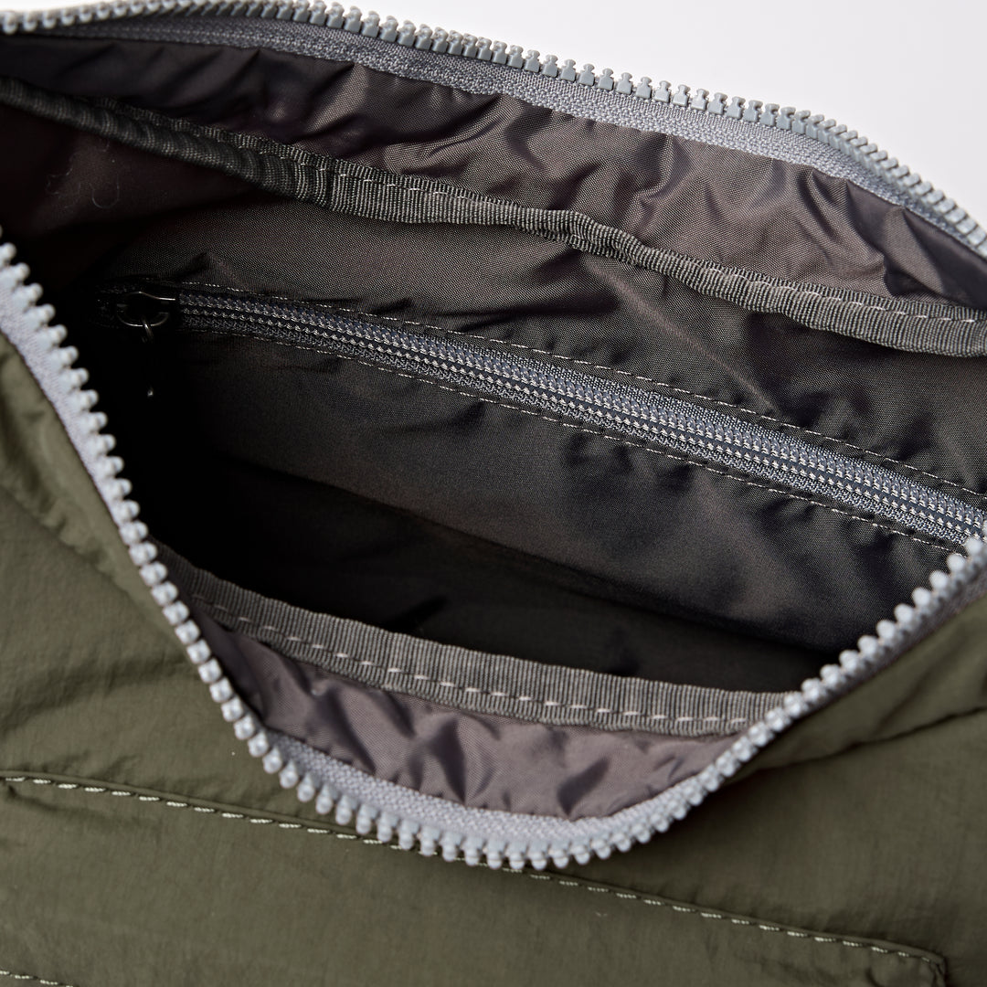 Belsize Handbag in Moss