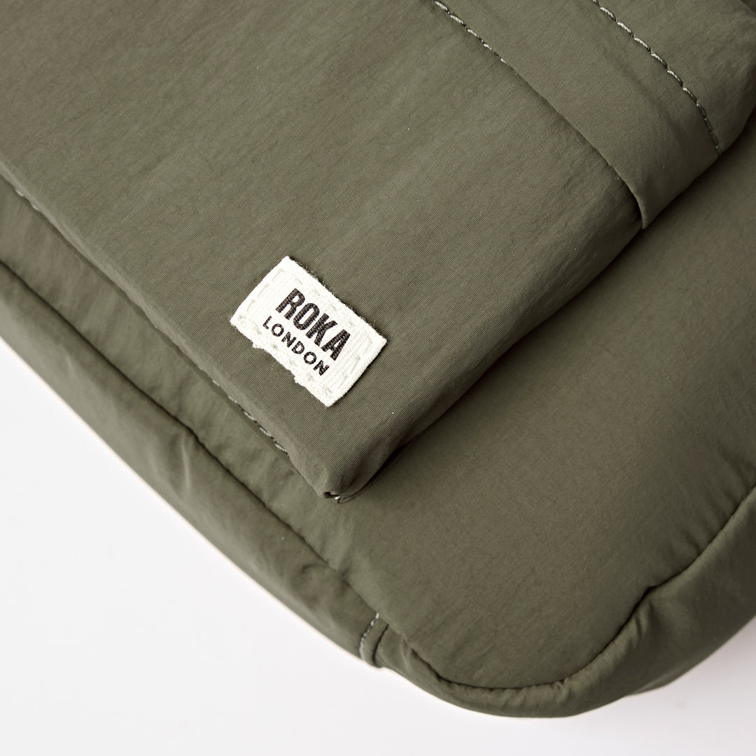 Belsize Handbag in Moss