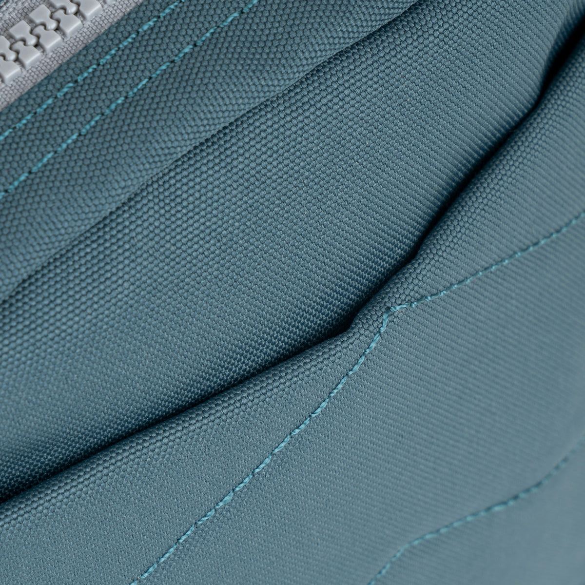 Bond Pocket Crossbody Bag in Airforce