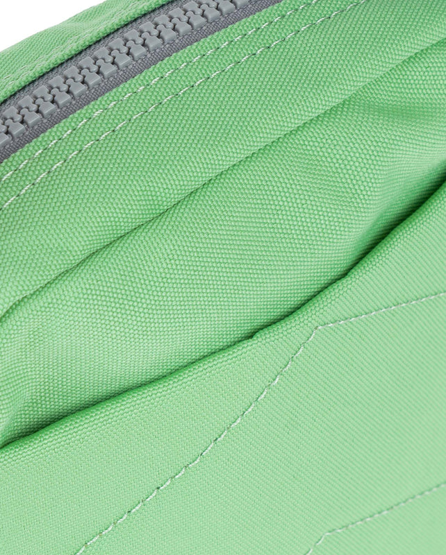 Bond Pocket Crossbody Bag in Peppermint