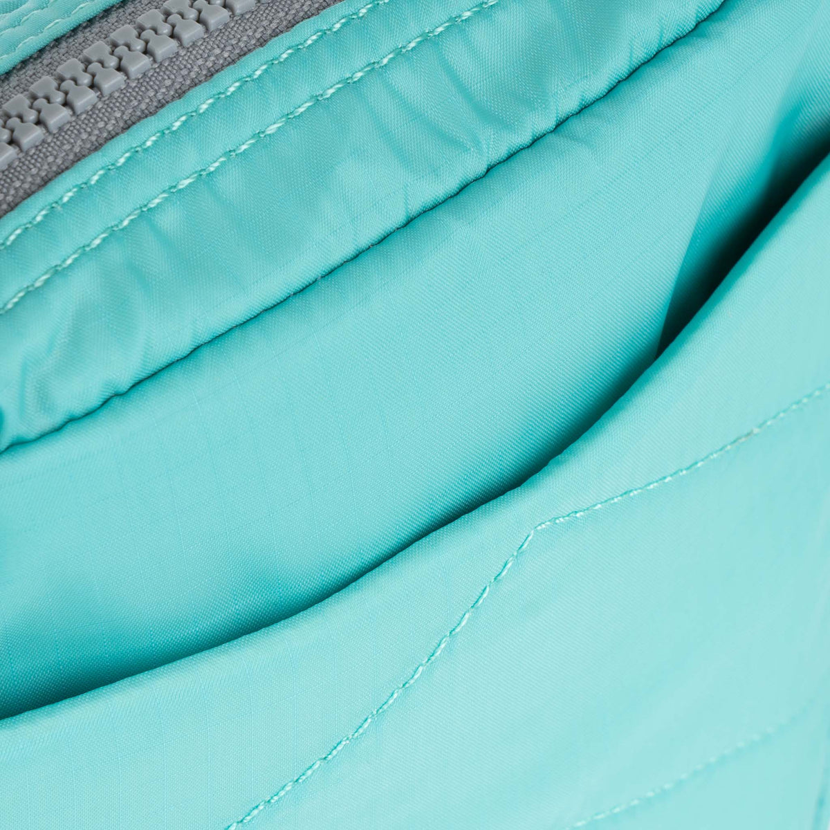 Bond Pocket Crossbody Bag in Aquatic Awe