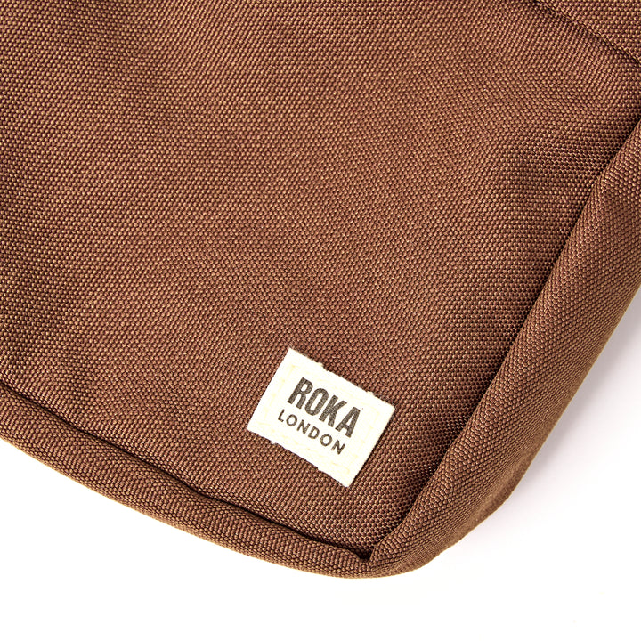 Bond Pocket Crossbody Bag in Cinnamon