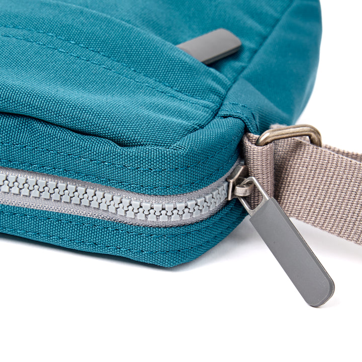 Bond Pocket Crossbody Bag in Deep Teal