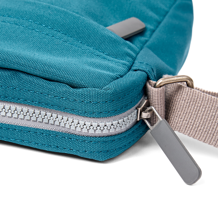 Bond Pocket Crossbody Bag in Deep Teal