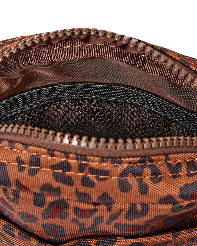 Bond Pocket Crossbody Bag in Mini Leopard