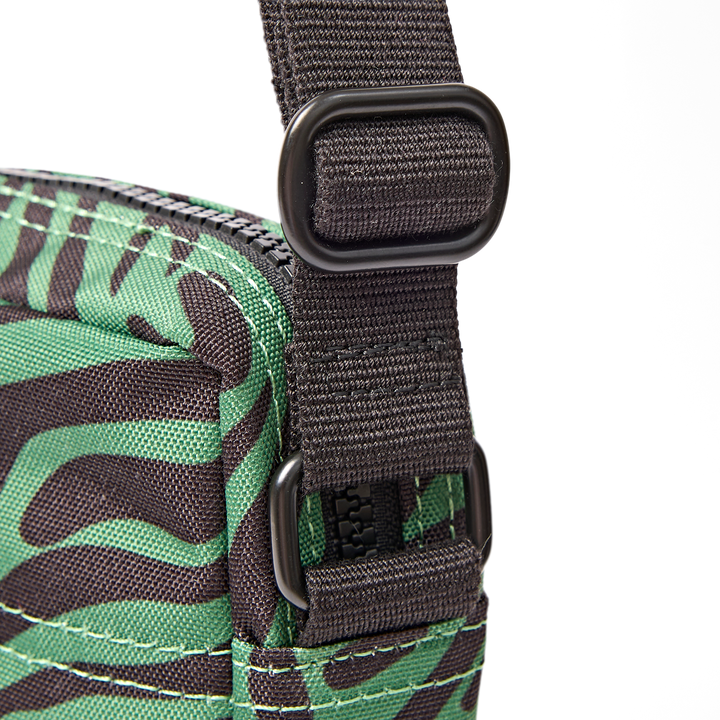 Bond Pocket Crossbody Bag in Mixed Animal Artichoke