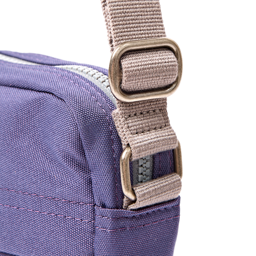 Bond Pocket Crossbody Bag in Oceana