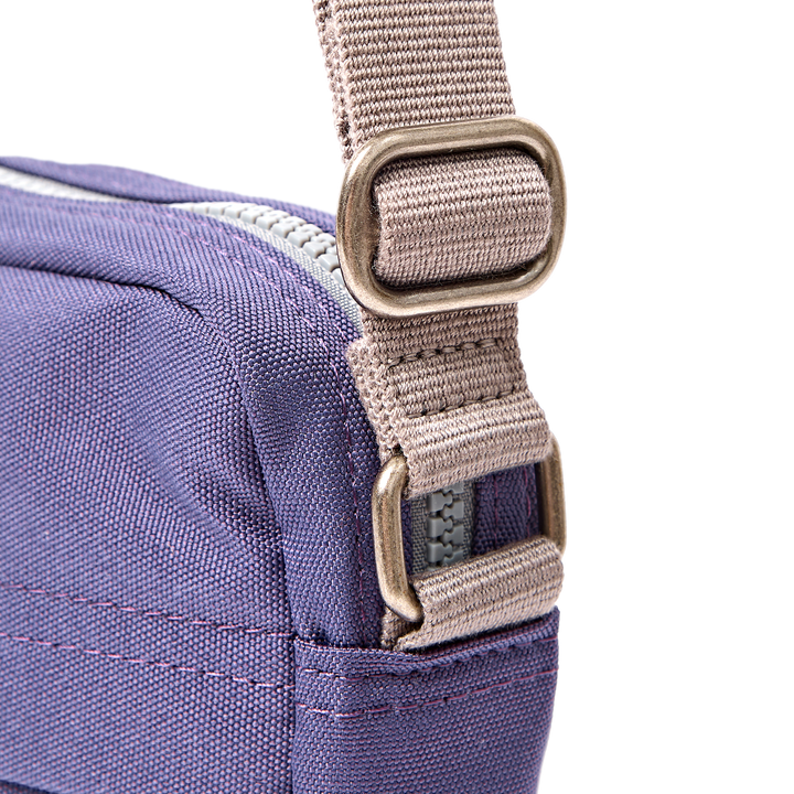 Bond Pocket Crossbody Bag in Oceana