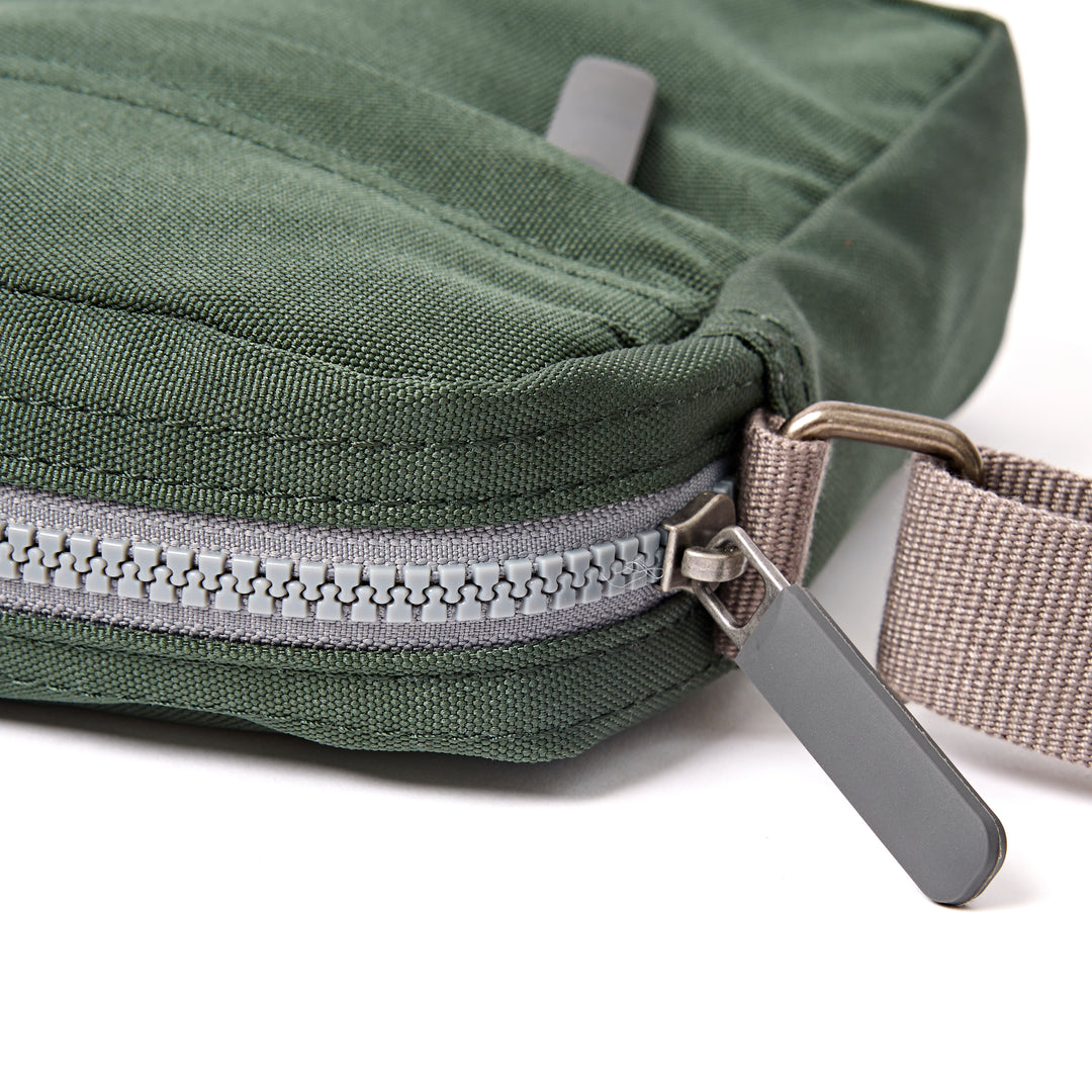 Bond Pocket Crossbody Bag in Thunderstorm