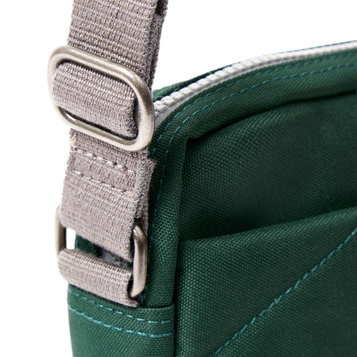 Bond Pocket Crossbody Bag in Forest