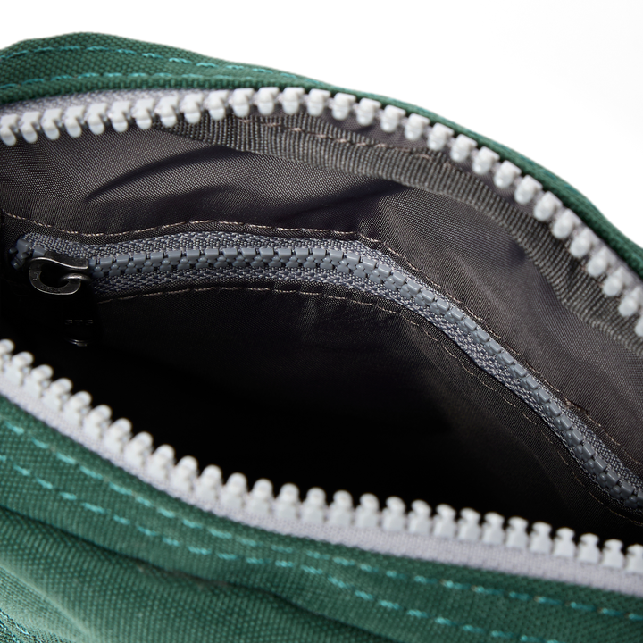Bond Pocket Crossbody Bag in Forest