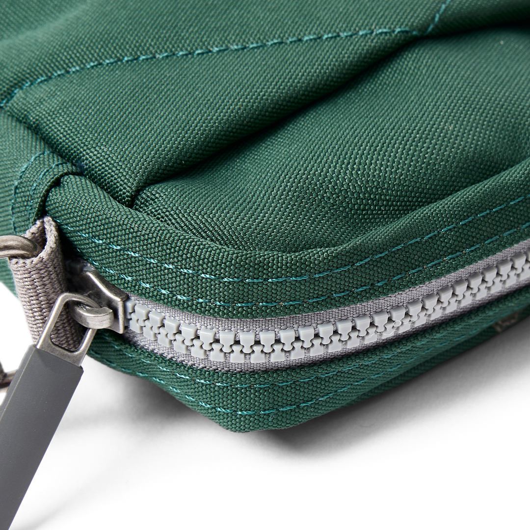 Bond Pocket Crossbody Bag in Forest