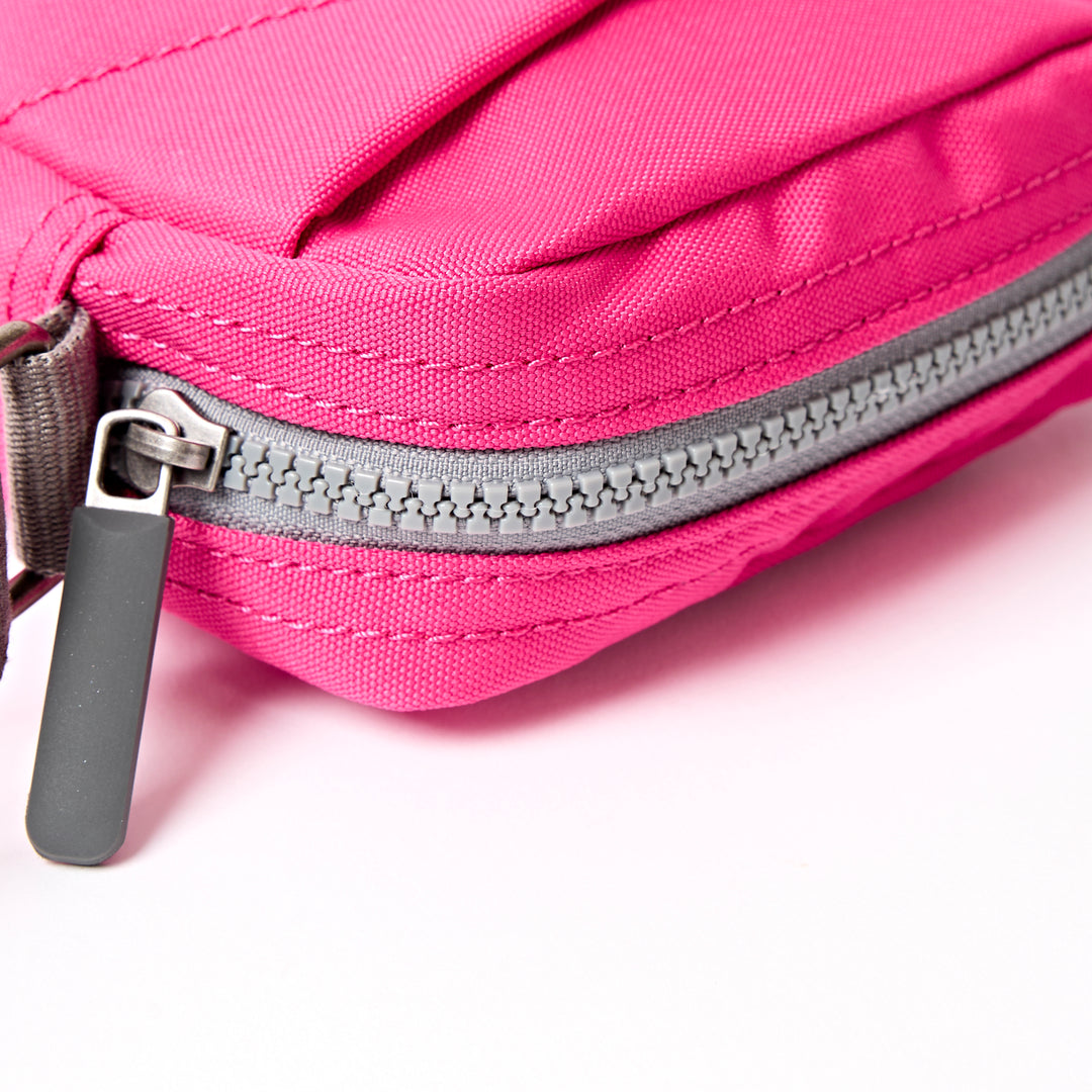 Bond Pocket Crossbody Bag in Granita Red