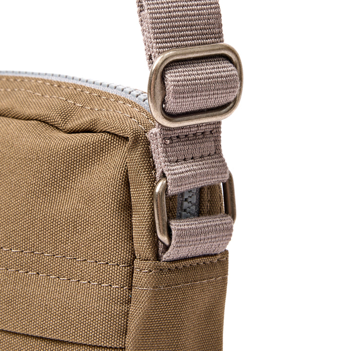 Bond Pocket Crossbody Bag in Sea Spray