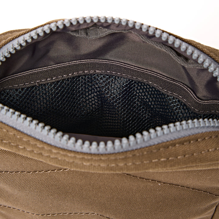 Bond Pocket Crossbody Bag in Sea Spray