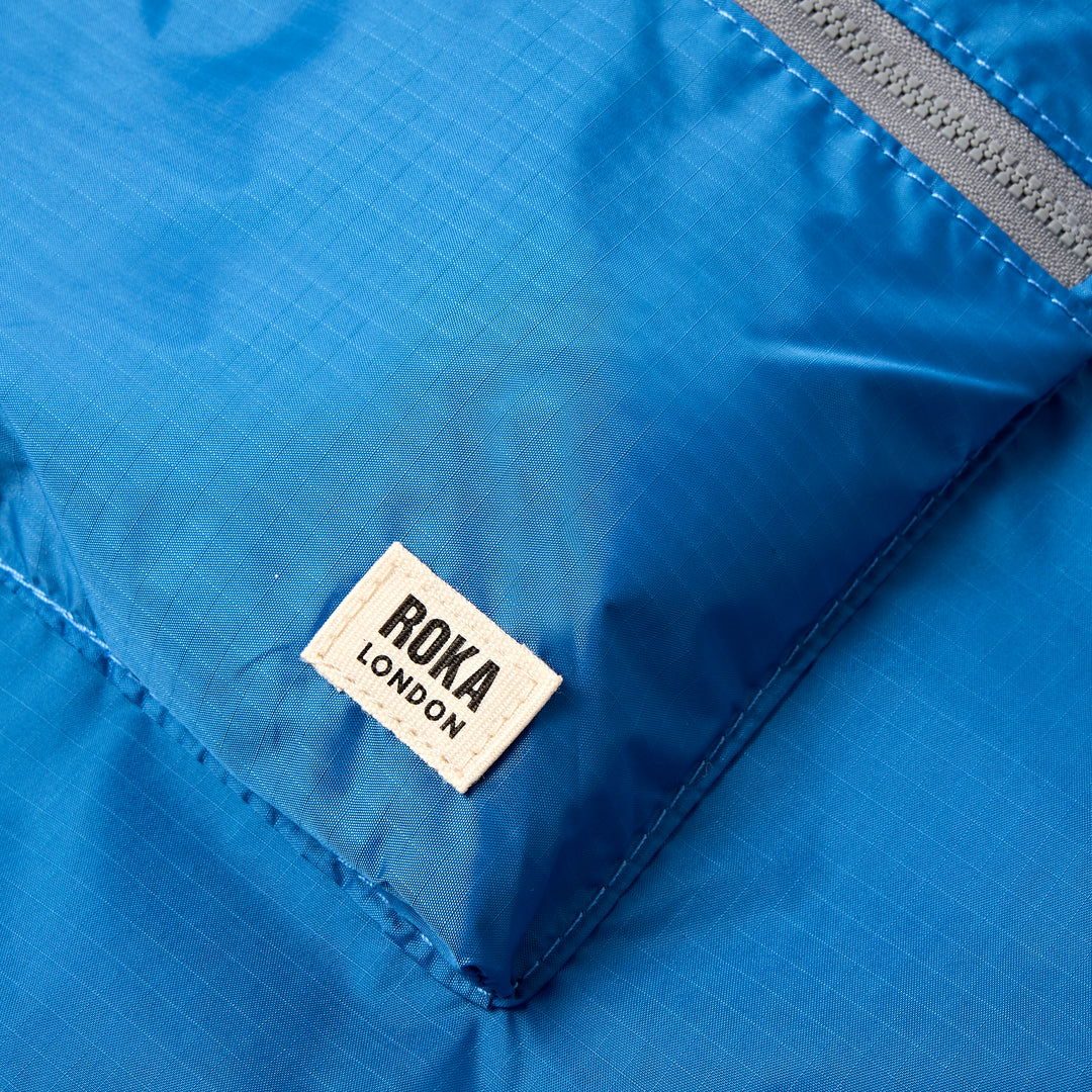 Borough Shopper Tote Bag in Malibu Blue