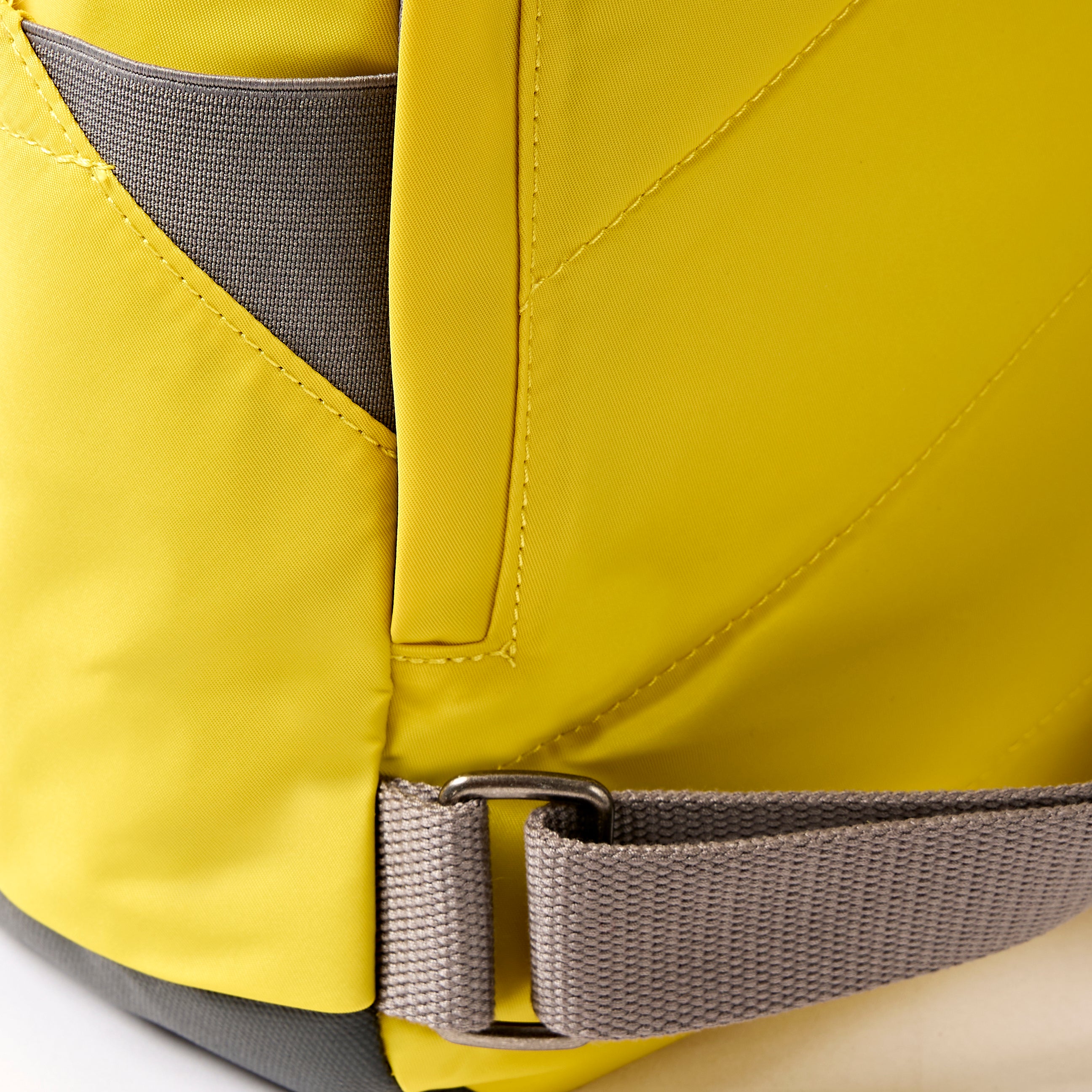 Canfield Roll Top Backpack in Passion Fruit – ROKA London